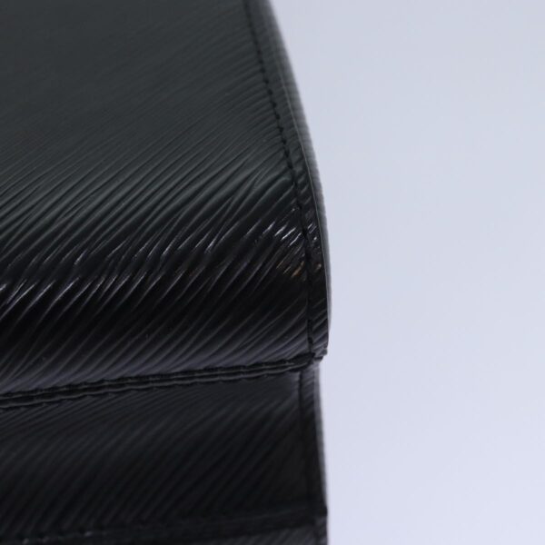 Twist - Image 14